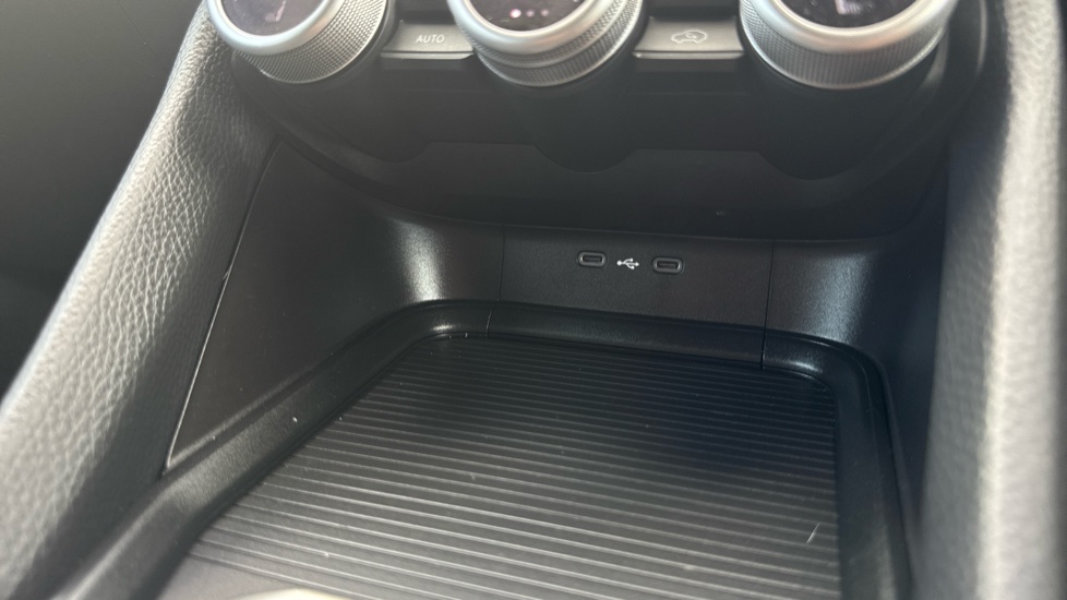 Skoda Kodiaq 2.0 TDI 193 SE L 4X4 5dr DSG [7 Seat] Diesel Estate - Image 28