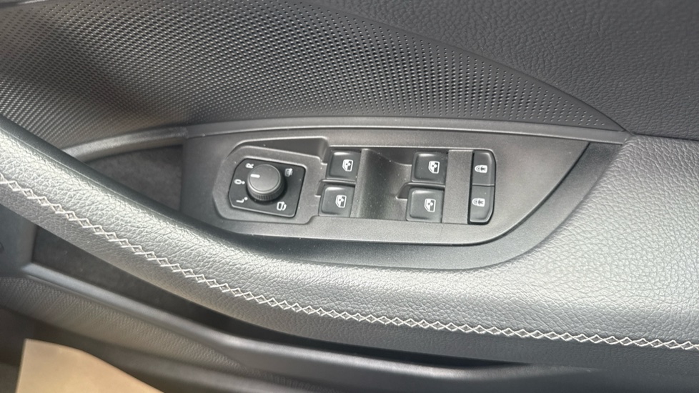 Skoda Kodiaq 2.0 TDI 193 SE L 4X4 5dr DSG [7 Seat] Diesel Estate - Image 35