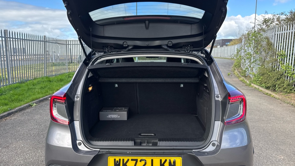 Renault Captur 1.6 E-Tech full hybrid 145 Techno 5dr Auto Hybrid Hatchback - Image 4