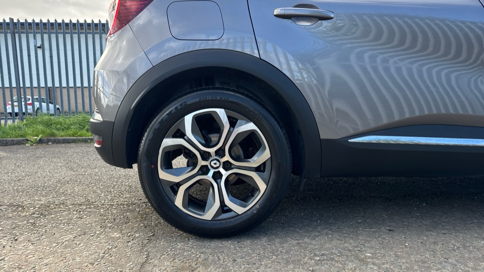 Renault Captur 1.6 E-Tech full hybrid 145 Techno 5dr Auto Hybrid Hatchback - Image 7