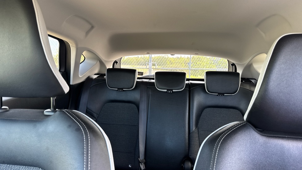 Renault Captur 1.6 E-Tech full hybrid 145 Techno 5dr Auto Hybrid Hatchback - Image 15