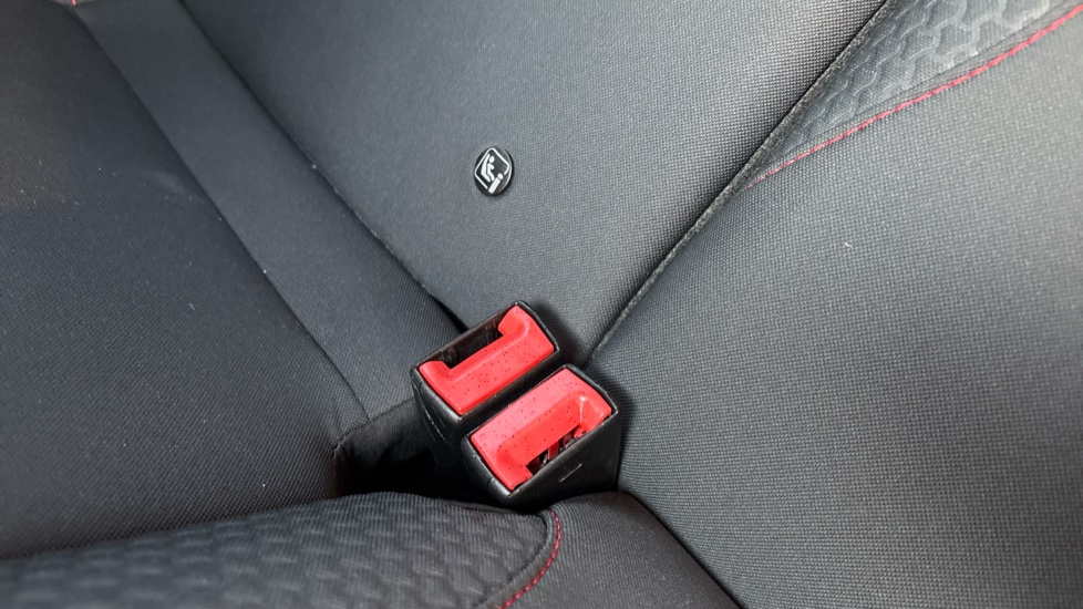 Ford Focus 1.0 EcoBoost 140 ST-Line Navigation 5dr Petrol Hatchback - Image 17