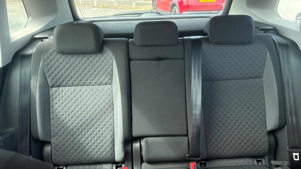 Volkswagen Tiguan 2.0 TDi 150 Match 5dr DSG Diesel Estate - Image 15