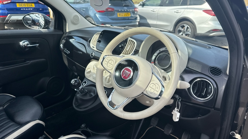 Fiat 500 1.0 Mild Hybrid 3dr Petrol Hatchback - Image 11