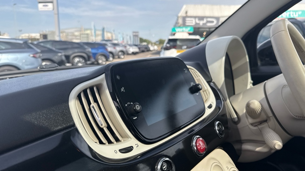 Fiat 500 1.0 Mild Hybrid 3dr Petrol Hatchback - Image 12
