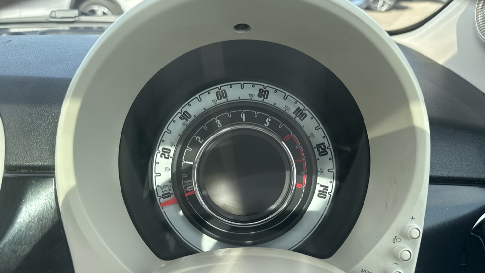 Fiat 500 1.0 Mild Hybrid 3dr Petrol Hatchback - Image 18