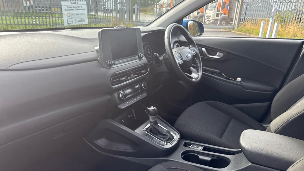 Hyundai KONA 1.6 GDi Hybrid SE Connect 5dr DCT Hybrid Hatchback - Image 9
