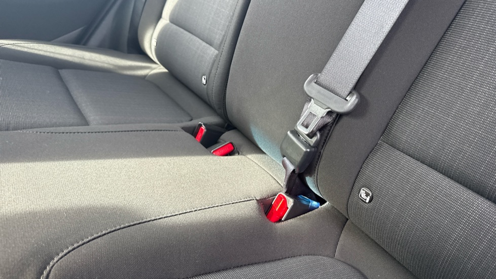 Hyundai KONA 1.6 GDi Hybrid SE Connect 5dr DCT Hybrid Hatchback - Image 17