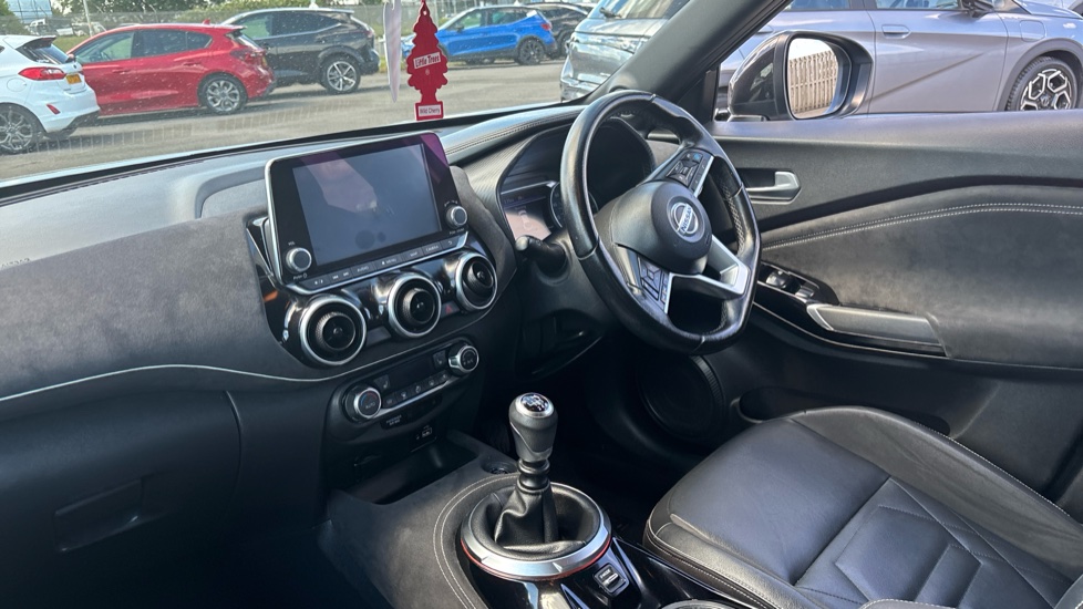 Nissan Juke 1.0 DiG-T Tekna+ 5dr Petrol Hatchback - Image 9
