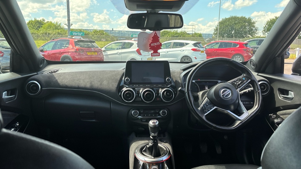 Nissan Juke 1.0 DiG-T Tekna+ 5dr Petrol Hatchback - Image 10