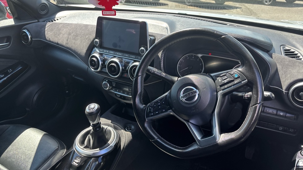 Nissan Juke 1.0 DiG-T Tekna+ 5dr Petrol Hatchback - Image 11