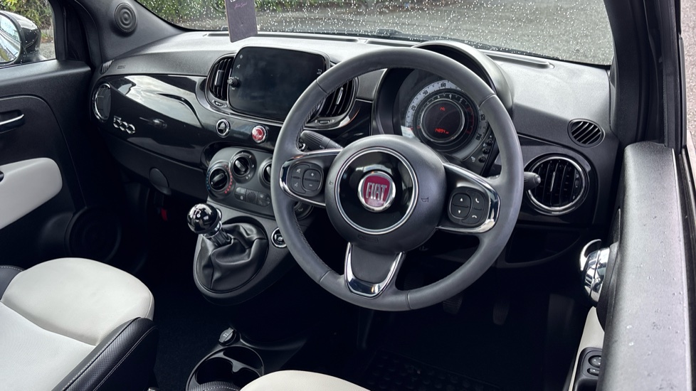 Fiat 500 1.0 Mild Hybrid Dolcevita [Part Leather] 3dr Petrol Hatchback - Image 11
