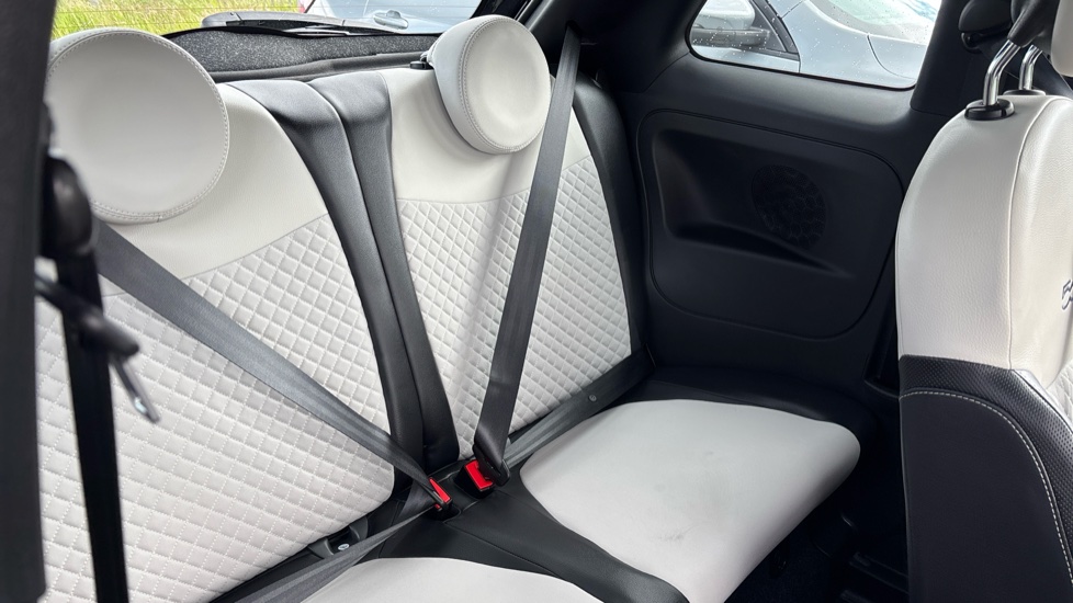 Fiat 500 1.0 Mild Hybrid Dolcevita [Part Leather] 3dr Petrol Hatchback - Image 16