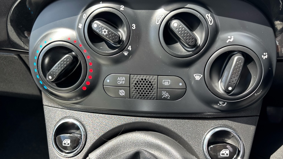 Fiat 500 1.0 Mild Hybrid Dolcevita [Part Leather] 3dr Petrol Hatchback - Image 35