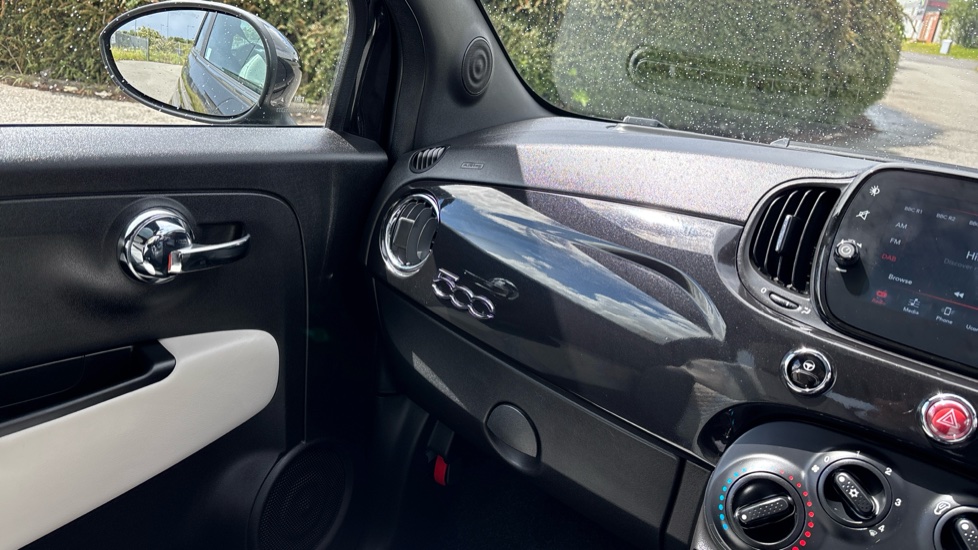 Fiat 500 1.0 Mild Hybrid Dolcevita [Part Leather] 3dr Petrol Hatchback - Image 39