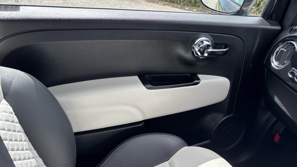 Fiat 500 1.0 Mild Hybrid Dolcevita [Part Leather] 3dr Petrol Hatchback - Image 40
