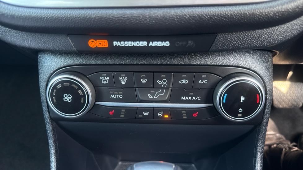 Ford Fiesta 1.0 EcoBoost Hbd mHEV 125 Titanium Vignal 5dr Auto Petrol Hatchback - Image 32
