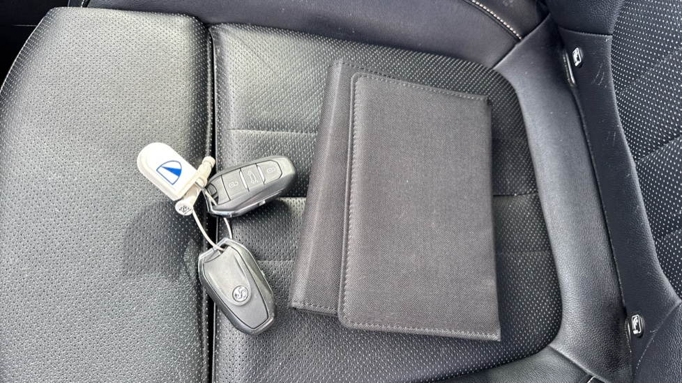 Vauxhall Grandland X 1.2 Turbo Elite Nav 5dr Auto [8 Speed] Petrol Hatchback - Image 19