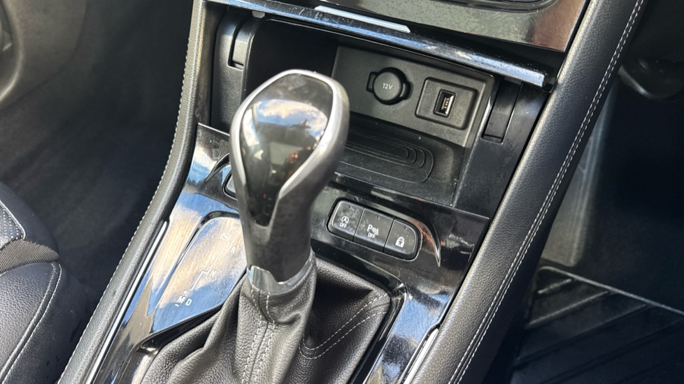 Vauxhall Grandland X 1.2 Turbo Elite Nav 5dr Auto [8 Speed] Petrol Hatchback - Image 39