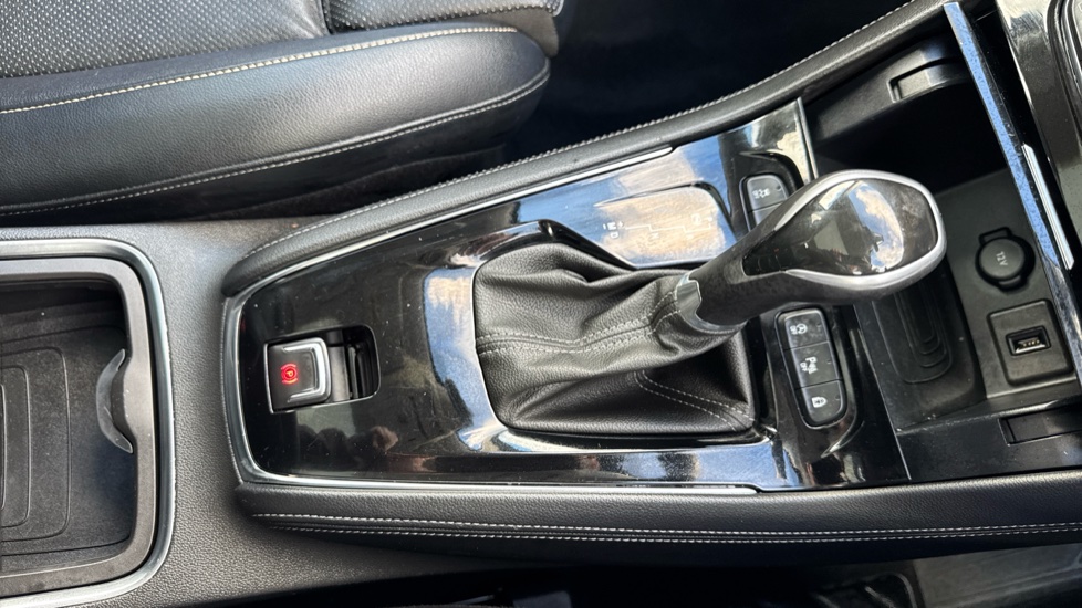 Vauxhall Grandland X 1.2 Turbo Elite Nav 5dr Auto [8 Speed] Petrol Hatchback - Image 40