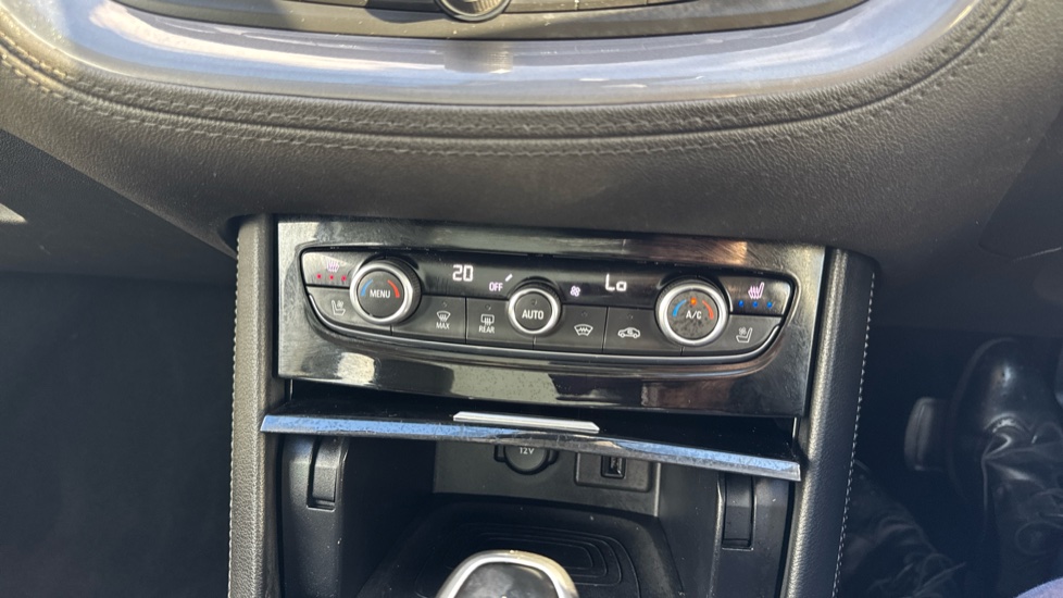 Vauxhall Grandland X 1.2 Turbo Elite Nav 5dr Auto [8 Speed] Petrol Hatchback - Image 43