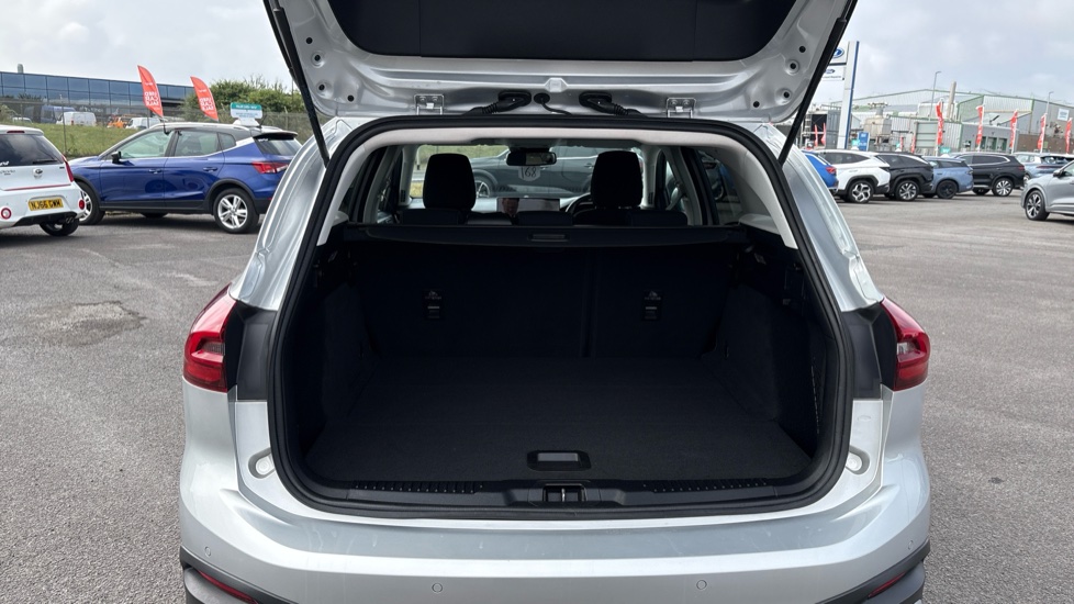 Ford Focus 1.0 EcoBoost Hybrid mHEV 155 Active 5dr Auto Petrol Estate - Image 4