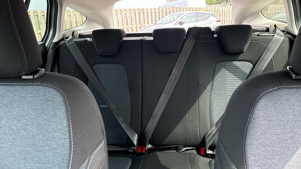Ford Focus 1.0 EcoBoost Hybrid mHEV 155 Active 5dr Auto Petrol Estate - Image 15