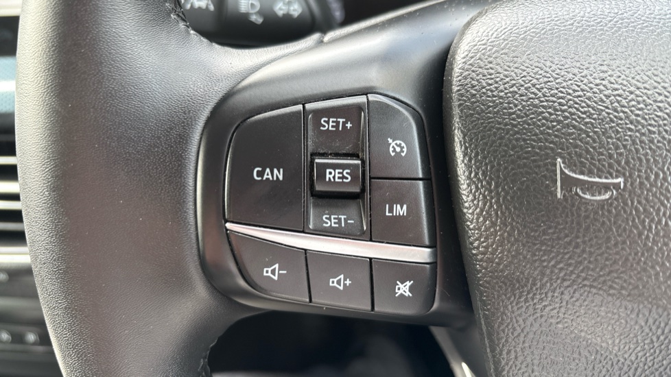 Ford Focus 1.0 EcoBoost Hybrid mHEV 155 Active 5dr Auto Petrol Estate - Image 24