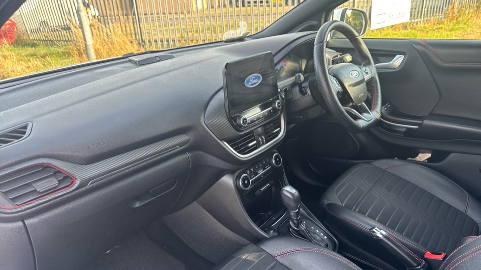 Ford Puma 1.0 EcoBoost Hybrid mHEV ST-Line X 5dr DCT Petrol Hatchback - Image 9