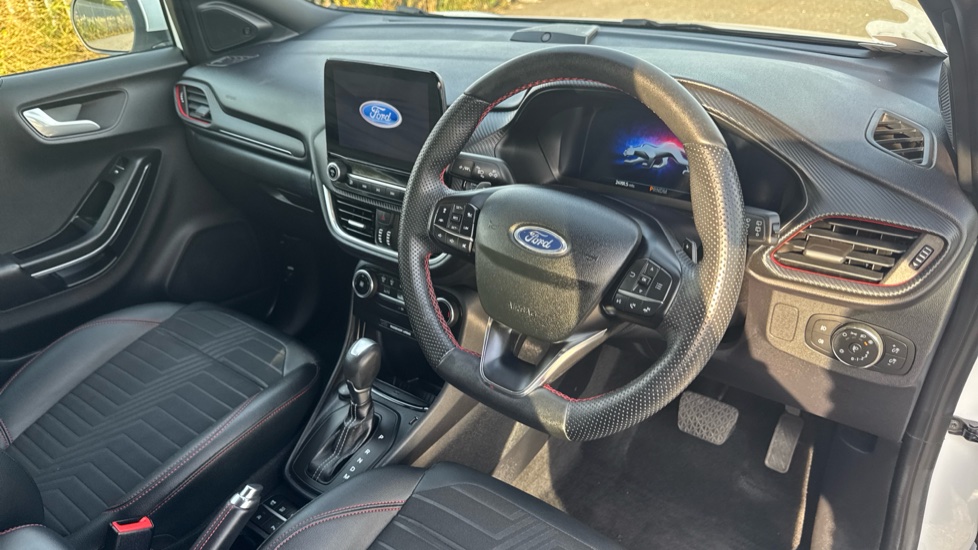 Ford Puma 1.0 EcoBoost Hybrid mHEV ST-Line X 5dr DCT Petrol Hatchback - Image 11