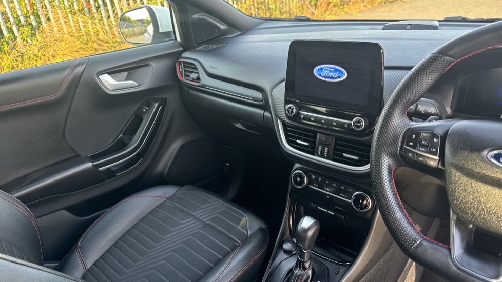 Ford Puma 1.0 EcoBoost Hybrid mHEV ST-Line X 5dr DCT Petrol Hatchback - Image 14