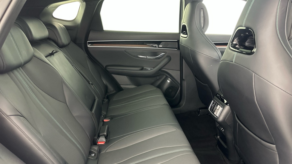BYD Seal U 1.5 DM-i Comfort 5dr Auto Estate - Image 12