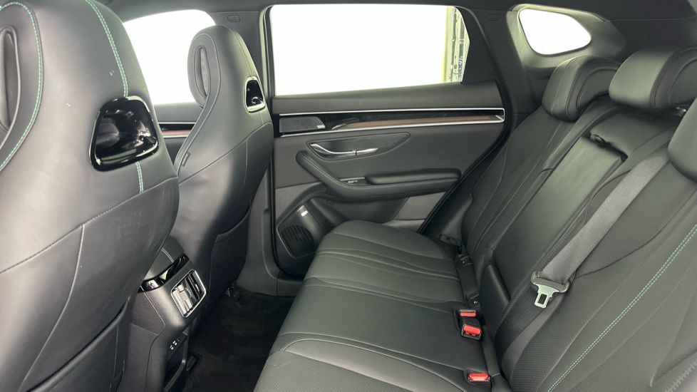 BYD Seal U 1.5 DM-i Comfort 5dr Auto Estate - Image 13