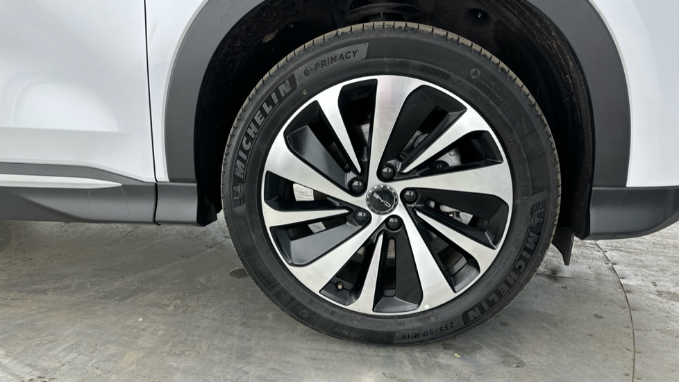 BYD Seal U 1.5 DM-i Comfort 5dr Auto Estate - Image 18