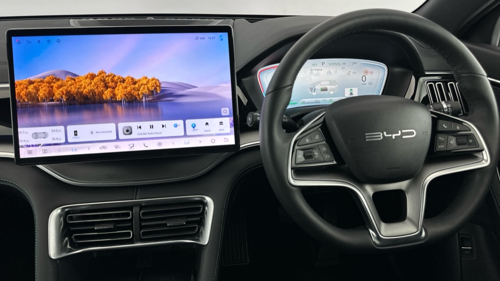 BYD Seal U 1.5 DM-i Comfort 5dr Auto Estate - Image 6