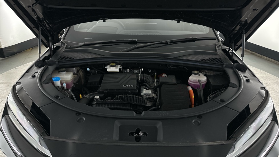 BYD Seal U 1.5 DM-i Comfort 5dr Auto Estate - Image 21