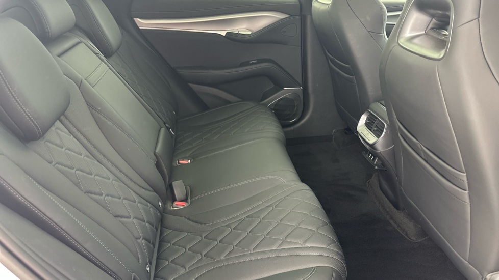 BYD Sealion 7 230kW Comfort 83kWh 5dr Auto Electric Estate - Image 12