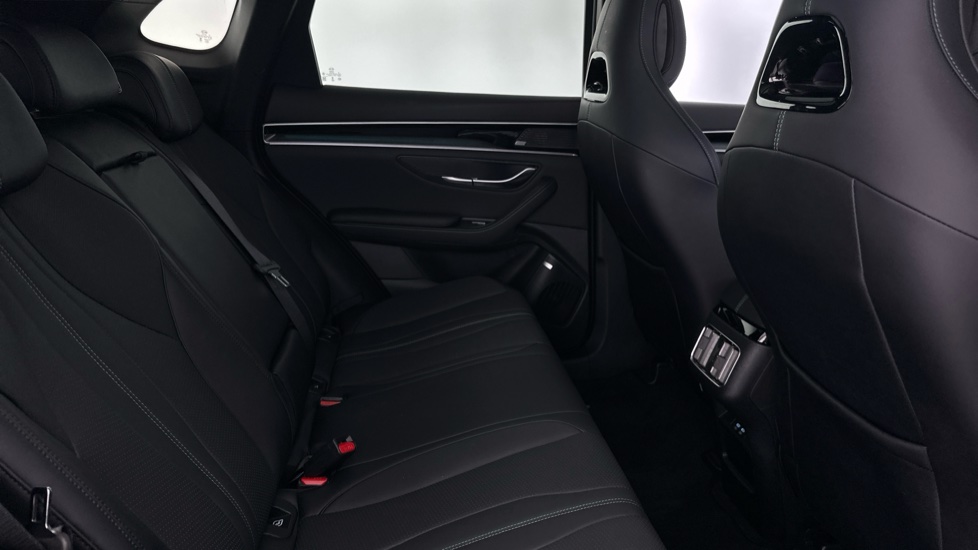 BYD Seal U 1.5 DM-i Comfort 5dr Auto Estate - Image 12