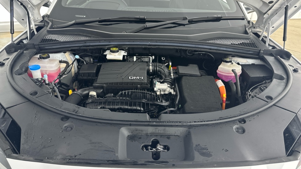 BYD Seal U 1.5 DM-i Comfort 5dr Auto Estate - Image 21