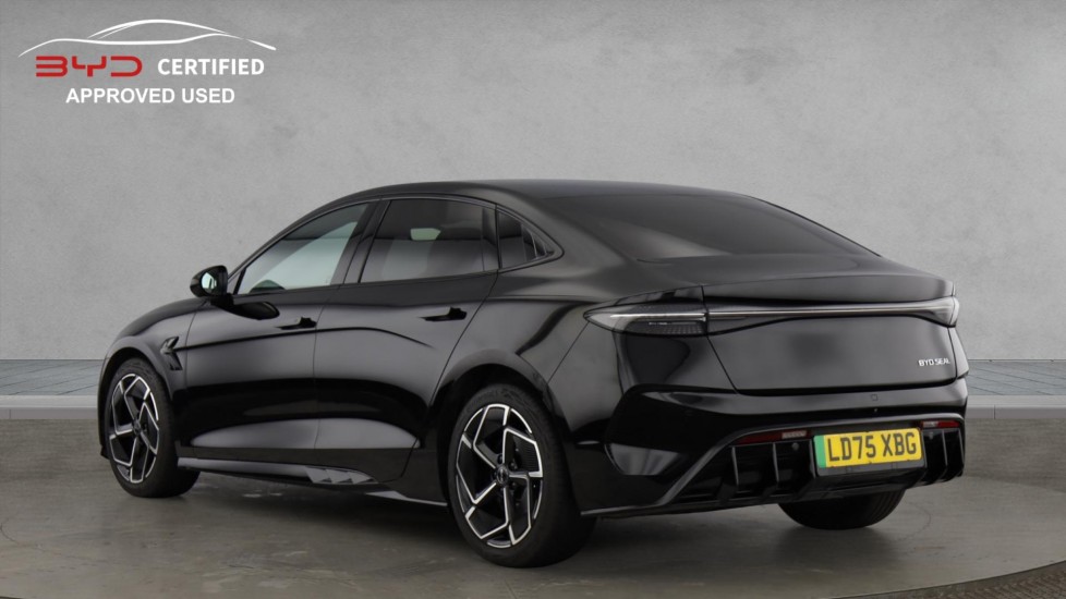 BYD Seal 230kW Design 83kWh 4dr Auto Electric Saloon - Image 4