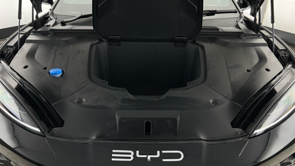 BYD Seal 230kW Design 83kWh 4dr Auto Electric Saloon - Image 21