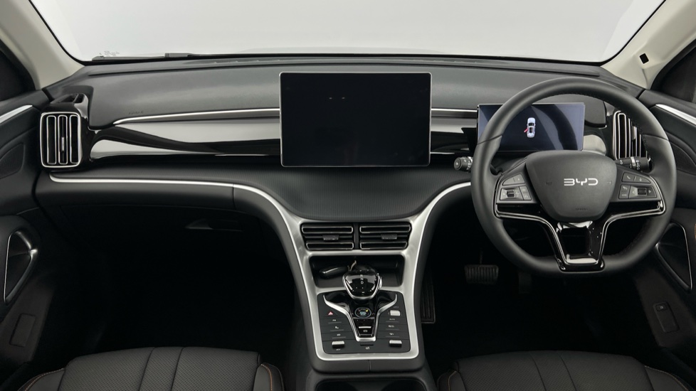 BYD Sealion 5 1.5 DM-i Comfort 5dr Auto Estate - Image 5