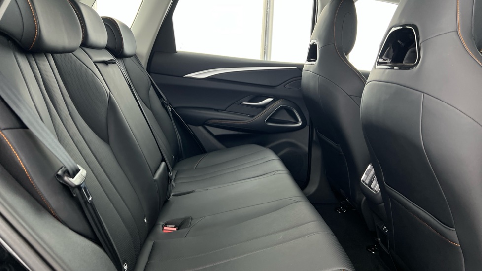 BYD Sealion 5 1.5 DM-i Comfort 5dr Auto Estate - Image 12