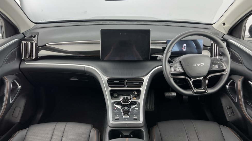 BYD Sealion 5 1.5 DM-i Comfort 5dr Auto Estate - Image 5