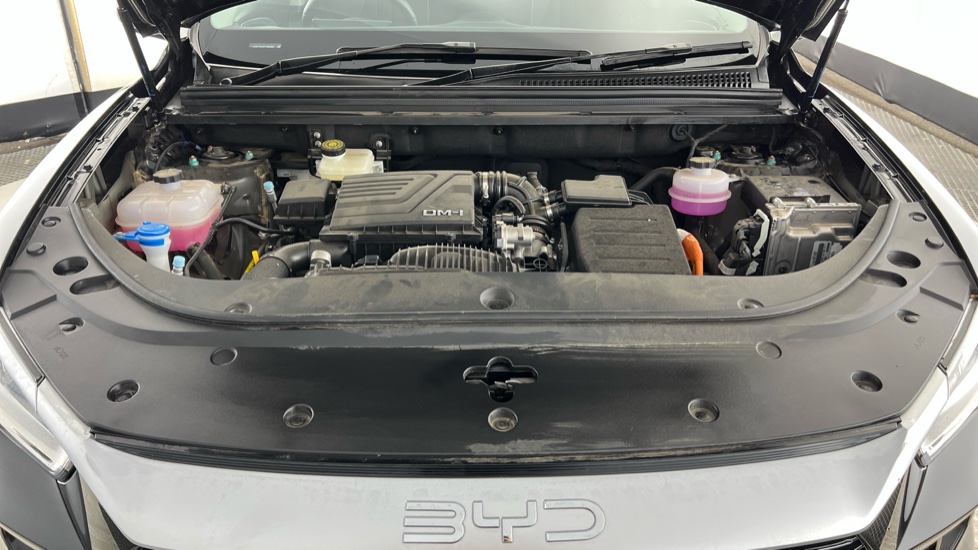BYD Sealion 5 1.5 DM-i Comfort 5dr Auto Estate - Image 21