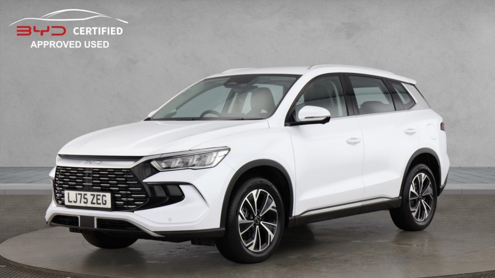 BYD Sealion 5 1.5 DM-i Design 5dr Auto Estate - Image 3