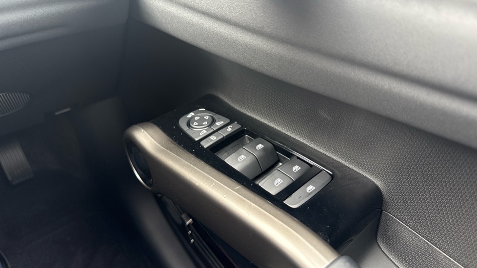 BYD Atto 3 150kW Design 60kWh 5dr Auto Electric Hatchback - Image 25