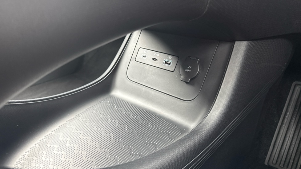 BYD Atto 3 150kW Design 60kWh 5dr Auto Electric Hatchback - Image 39