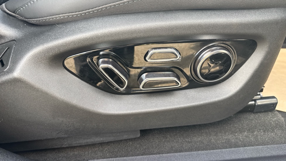 BYD Sealion 7 230kW Comfort 83kWh 5dr Auto Electric Estate - Image 30