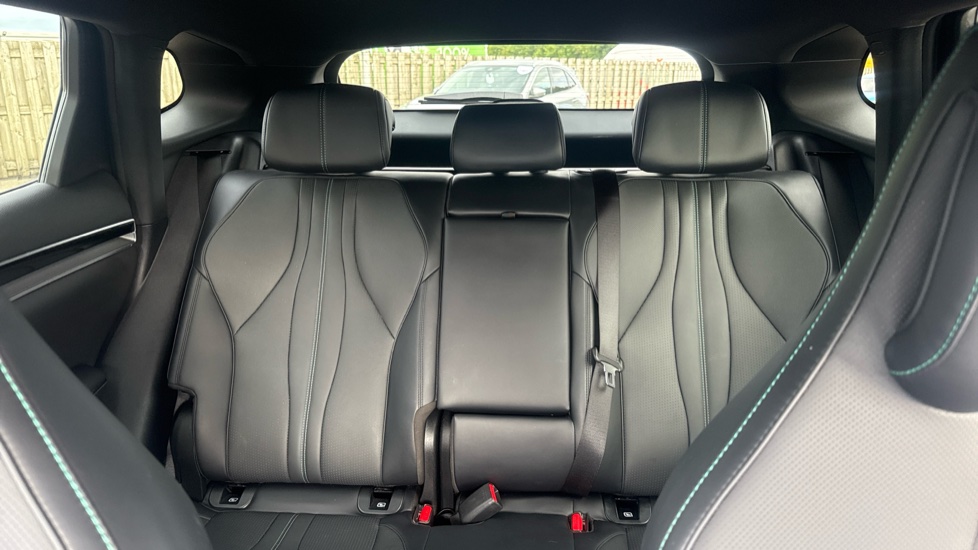 BYD Seal U 1.5 DM-i Comfort 5dr Auto Estate - Image 15